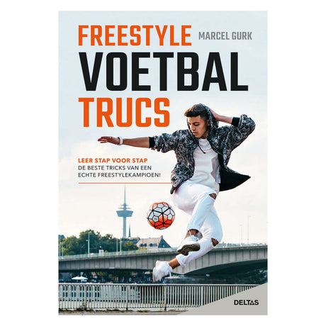 Libro degli hobby con i trucchi del calcio freestyle Delta