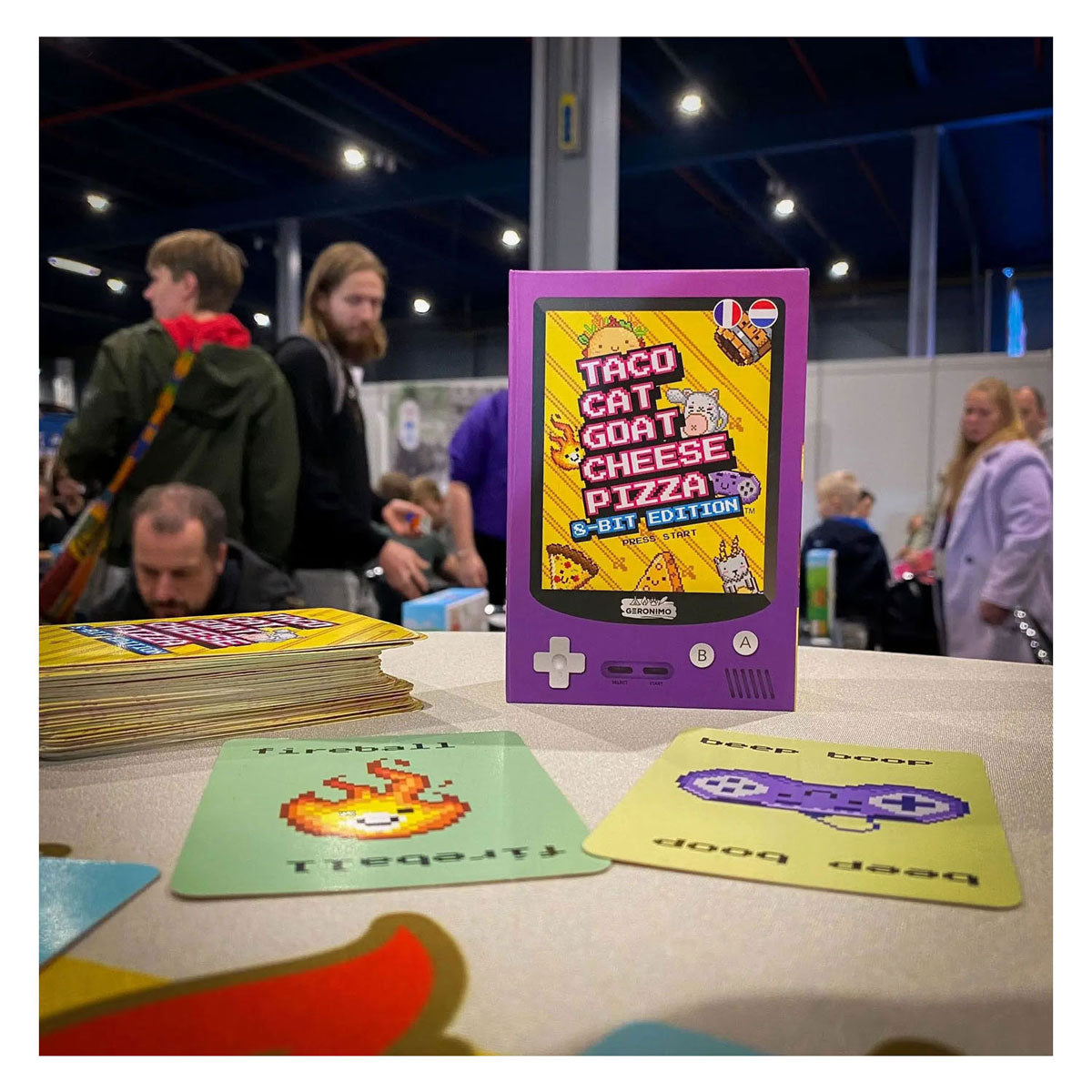 Geronimo games gioco di carte taco cat pizza al formaggio di capra - edizione a 8 bit