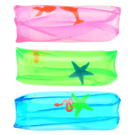 I giocattoli Toi strisciano animali marini serpenti d'acqua