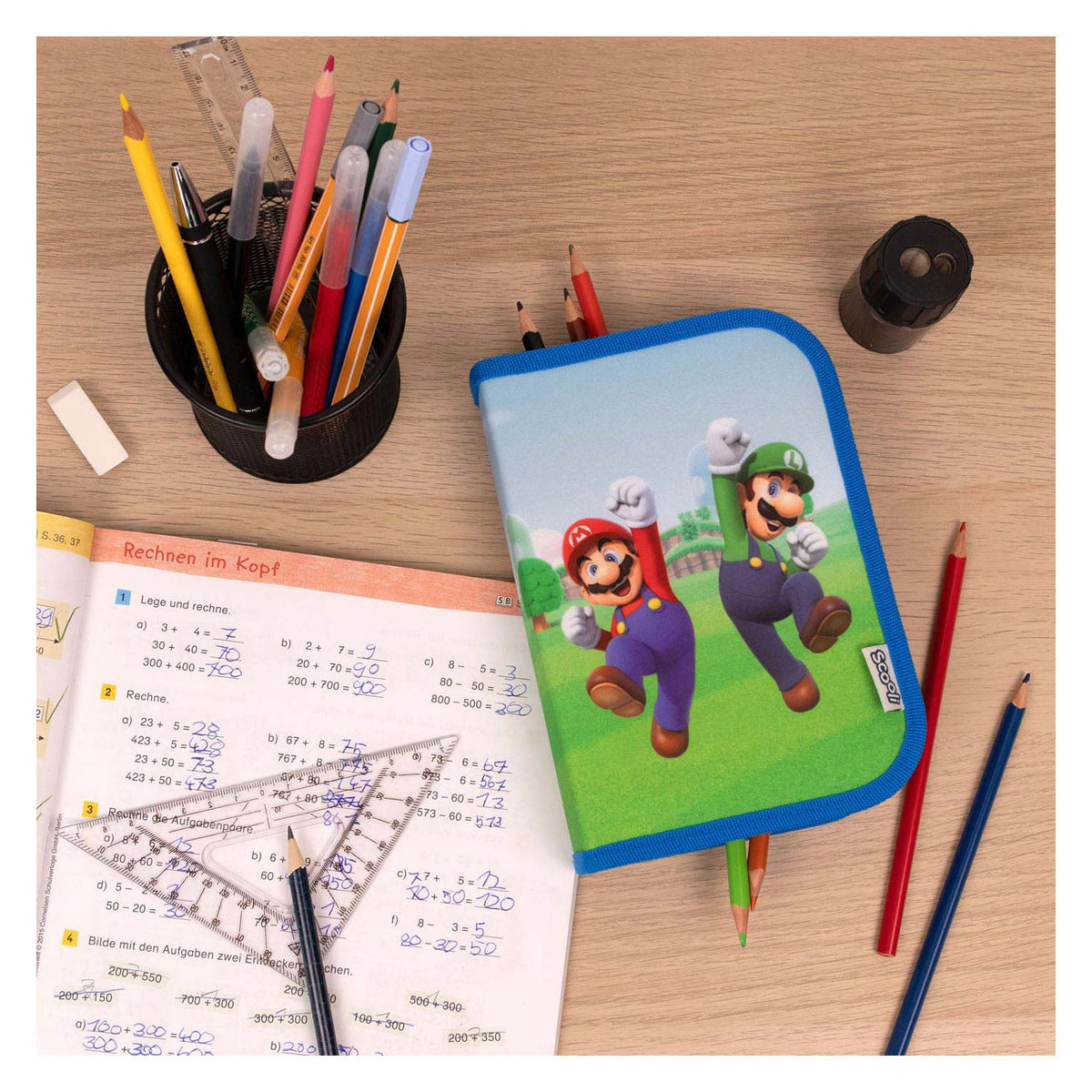 Pocketa piena di super mario sotto copertura
