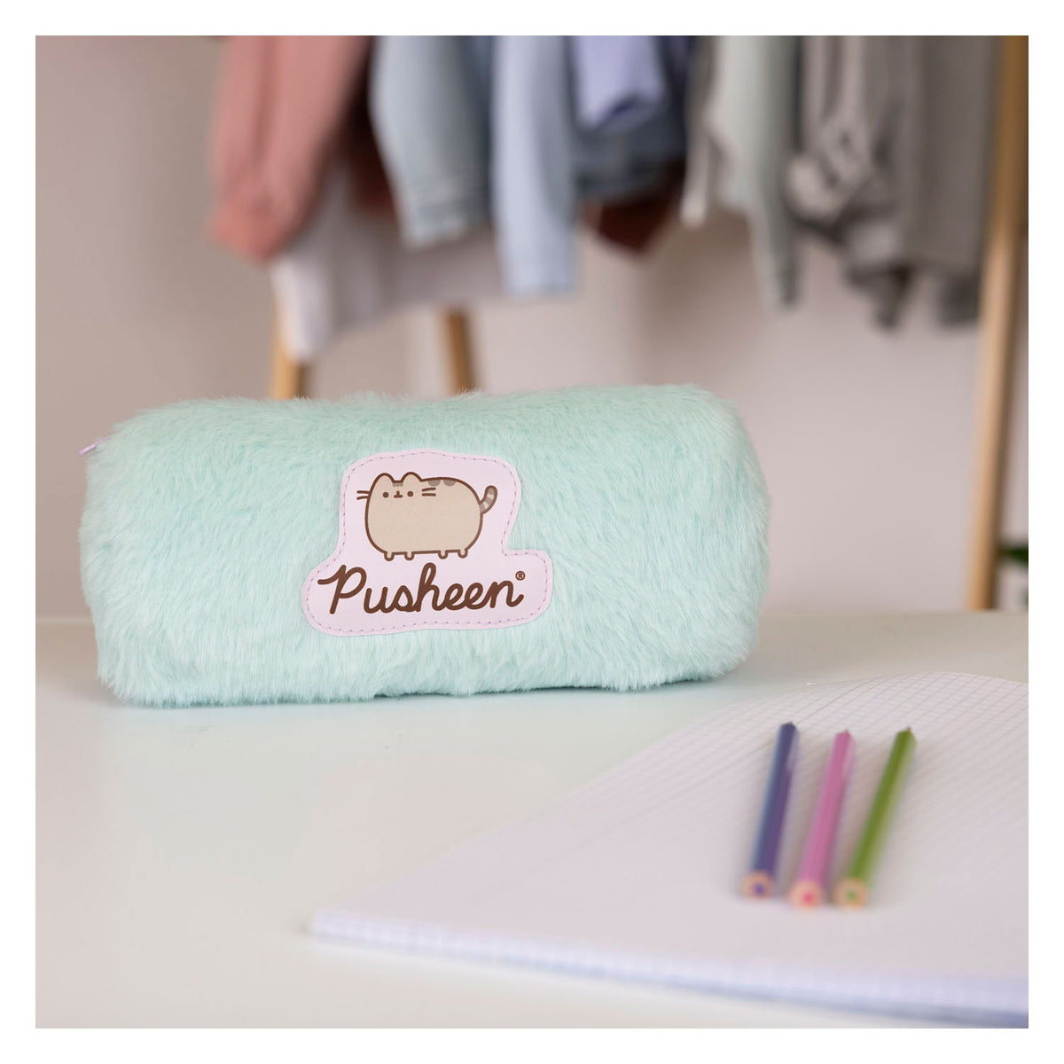 Undercover pluchen etui pusheen the cat