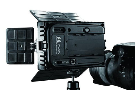 Set di lampade LED Falcon Eyes dimmerabili DV-96V-K2 incl. batteria