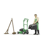 Figura del giardiniere Bruder con tosaerba