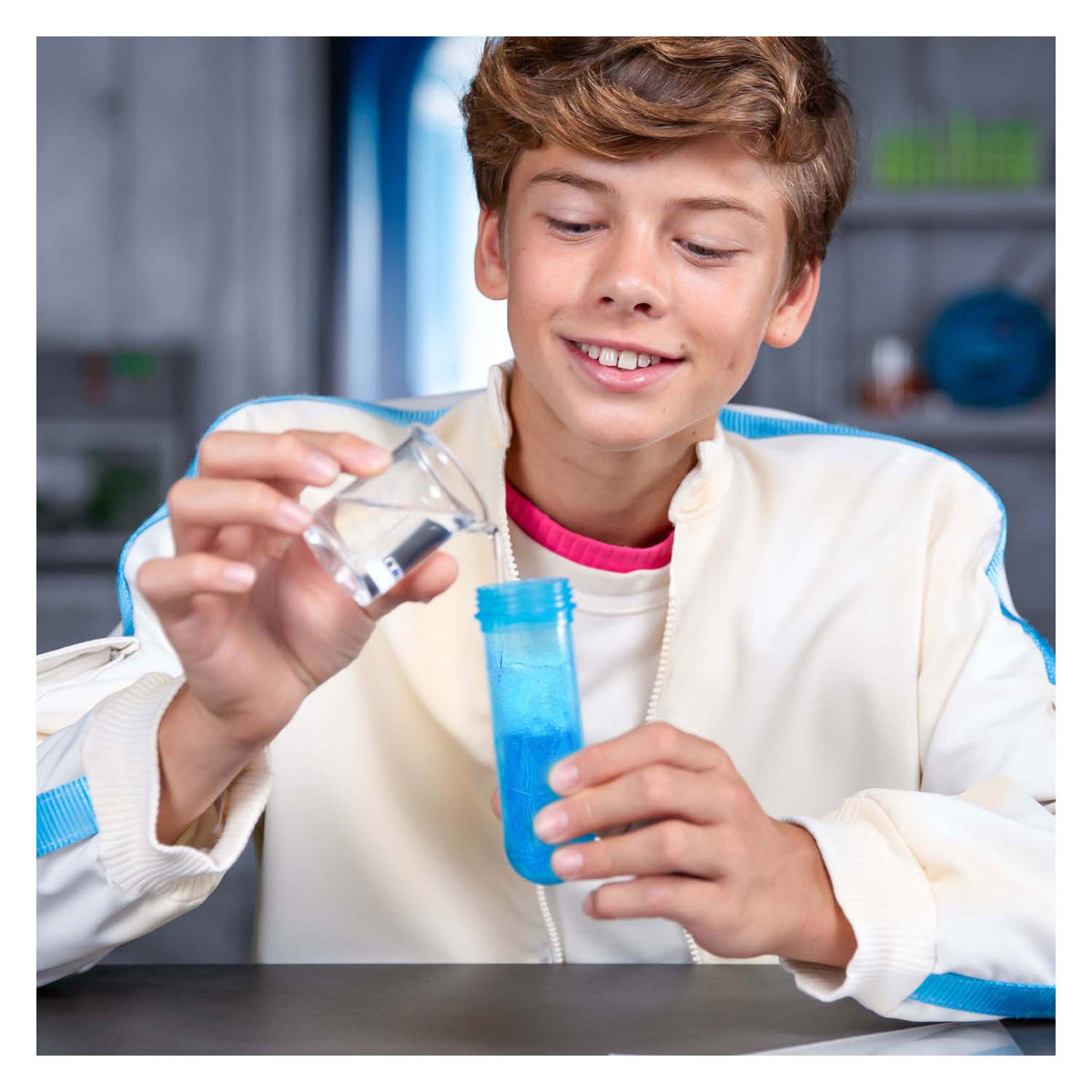 Personaggi Spectron mrbeast lab biomites, confezione da 5