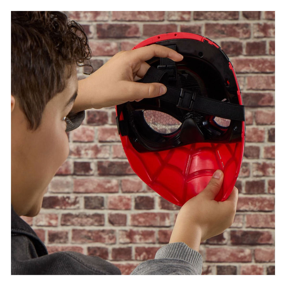 Maschera Spider-Man nuova di zecca di Hasbro Spider-Man