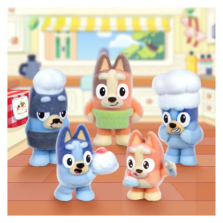 Set a sorpresa di personaggi da collezione Spectron Bluey Fuzzies - 3 personaggi