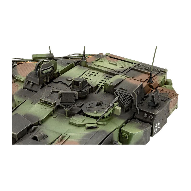 Kit modello Revell - leopardo 2a7a1 1:35 - 250 pz.