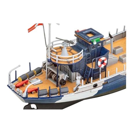 Kit modello Revell - kfk (kriegsfischkutter) 1:144 - 102 pz.