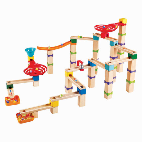 Pista per biglie in legno Hape - Pista per biglie in legno da 128 pezzi con spirali, campana e 40 biglie, da 3 anni