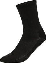 Calzini super leggeri incrociati con le dita