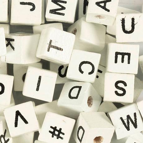 Azienda creativa https: www.cchobby.nl letterbeads-a-z-en-blanco-size-8x8-mm-holesize-3-mm-white-96-div-1-doos