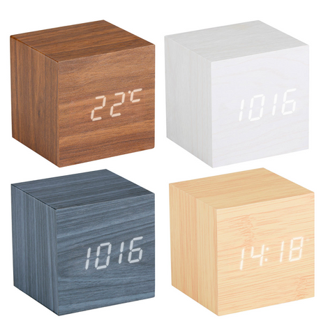 Sveglia digitale Grundig con venature del legno 6,3x6,3x6,3 cm