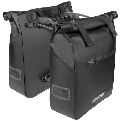 Una borsa posteriore singola 2 pezzi rc.bags nere 30 avs