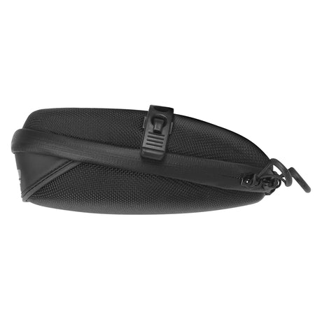 Una borsa da sella 30 L (600 ml) di nero