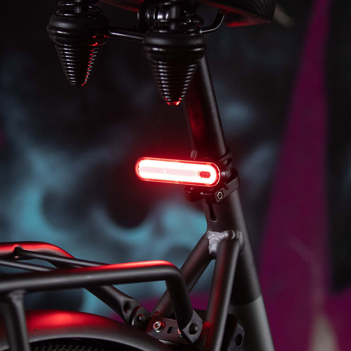 Urbanproof Har Light Right Recarbable Ultra Bright