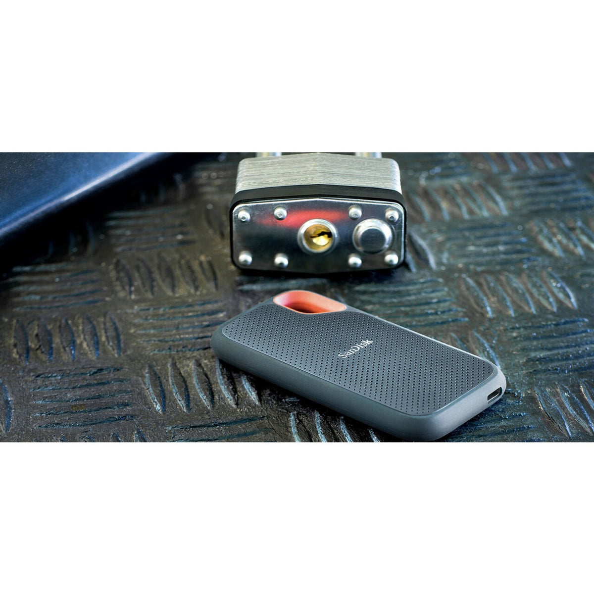 Sandisk extreme portatile v2, SSD esterno da 1 TB (nero arancione, SDSSDE61-1t00-G25, USB-C)
