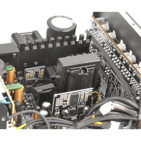 Thermaltake ToughPower GF3 ARGB Gen 5 EU Alimentatore modulare da 750 Watt (Nero, 4x PCIe)