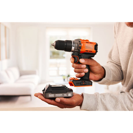 Cacciavite Black+decker 18v + bundle multiutensile oscillante 18v (nero arancione)