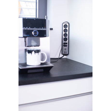 Brennerstuhl ®estilo listello di connessione angolare con funzione di ricarica USB a 6 vie 4 prese di protezione 2 euro argento nero
