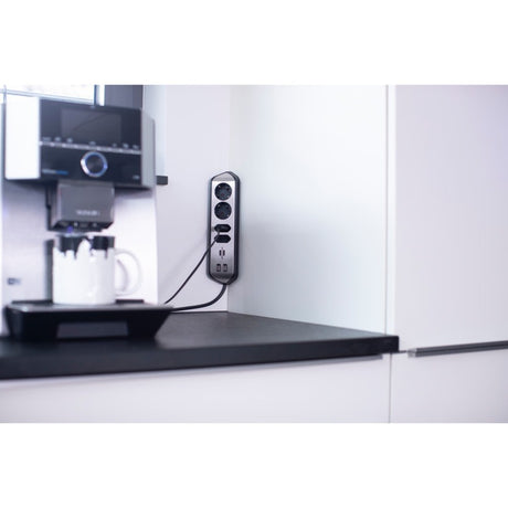 Brennerstuhl ®estilo listello di connessione angolare con funzione di ricarica USB a 4 vie 2 prese di protezione 2 euro argento nero