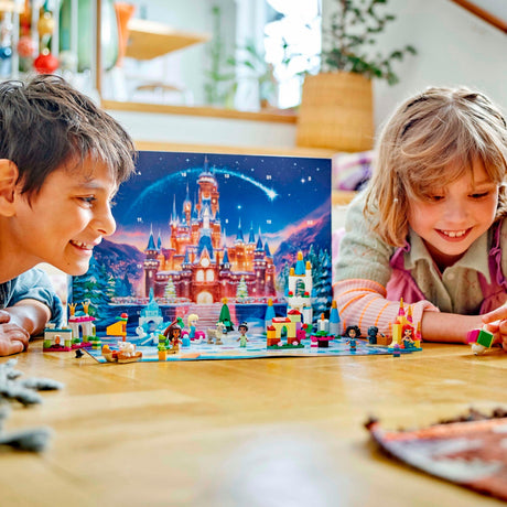 Lego Disney - Calendario dell'Avvento 2024 giocattoli da costruzione (43253)