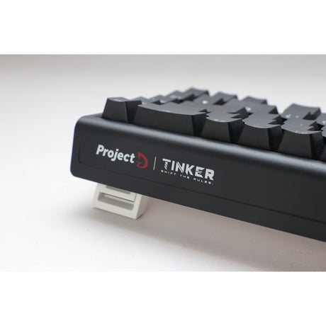 Ducky projectd tinker 65 con qmk tramite tastiera meccanica rgb (nera, layout us (qwerty), cherry mx brown, 65%, led rgb, double-shot pbt, hot-swap, montaggio con guarnizione)
