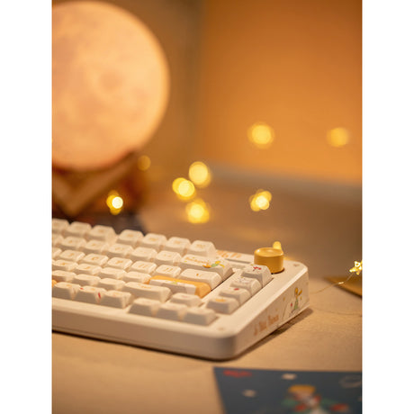 Tastiera meccanica wireless Iqunix zx75 Sunset Ponder (giallo chiaro, layout us (qwerty), rosso gateron, 75%, LED rgb, sostituibile a caldo, pbt double-shot, 2,4 ghz | bluetooth 5.1 | usb-c)