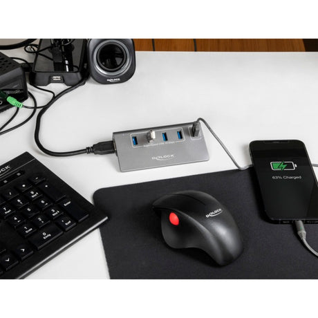 Delock Hub USB da 10 Gbps con 4 porte USB-A + 1 porta di ricarica rapida (grigio, incluso alimentatore)