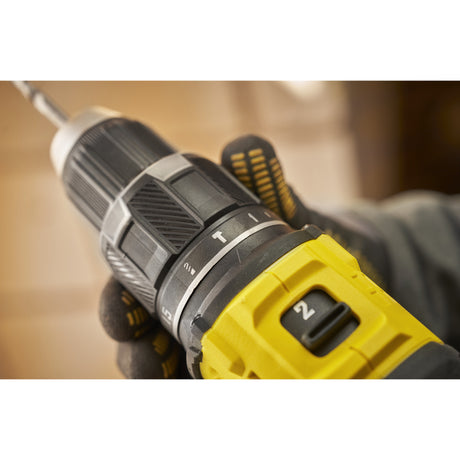 Trapano avvitatore a percussione Stanley Fatmax V20 18V (nero giallo, batteria e caricabatterie non inclusi)