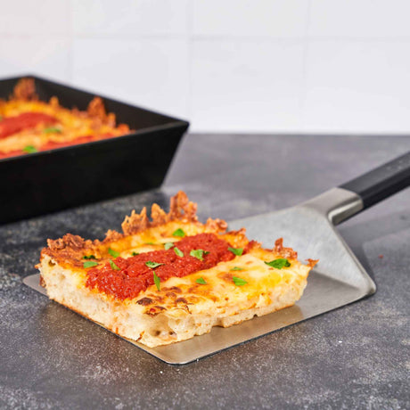 Posate per griglia con spatola per pizza Ooni Pan (nero argento)
