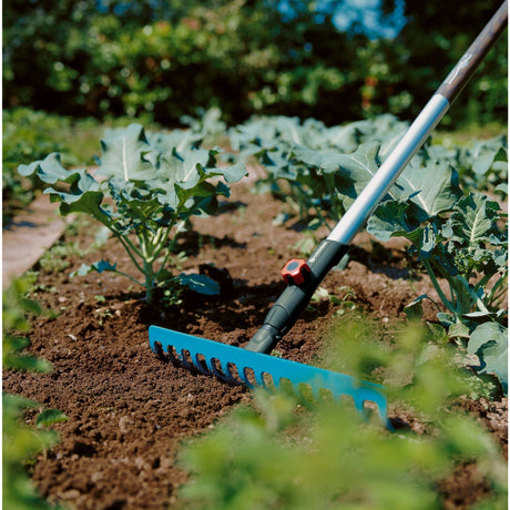 Rastrello Gardena combisystem Rastrello 14 denti - larghezza di lavoro 36 cm - lunghezza manico consigliata 150 cm