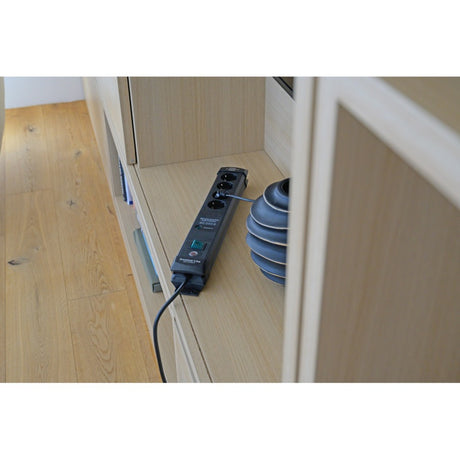 Ciabatta Brennerstuhl premium-line 60.000a con protezione da sovratensione a 4 vie nero 1,8 m h05vv-f 3g1,5