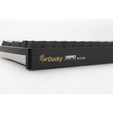 Tastiera da gioco meccanica Ducky zero 6108 classic nera rgb (nera, layout us (qwerty), cherry mx2a marrone, 100%, led rgb, double-shot pbt, hot swap, 2.4ghz | bluetooth | usb-c)