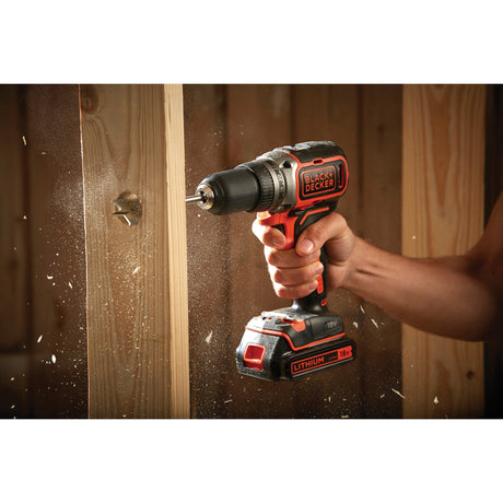 Trapano avvitatore a batteria Black+decker bl186k1b2 (nero arancio, custodia, 2 batterie e caricabatterie inclusi)
