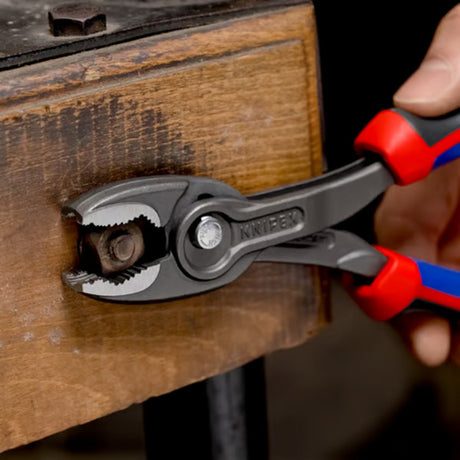 Pinza Knipex con impugnatura frontale | lunghezza 200mm| guaine multicomponente lucide | fosfatato nero | 1 pezzo - 82 02 200 - 82 02 200