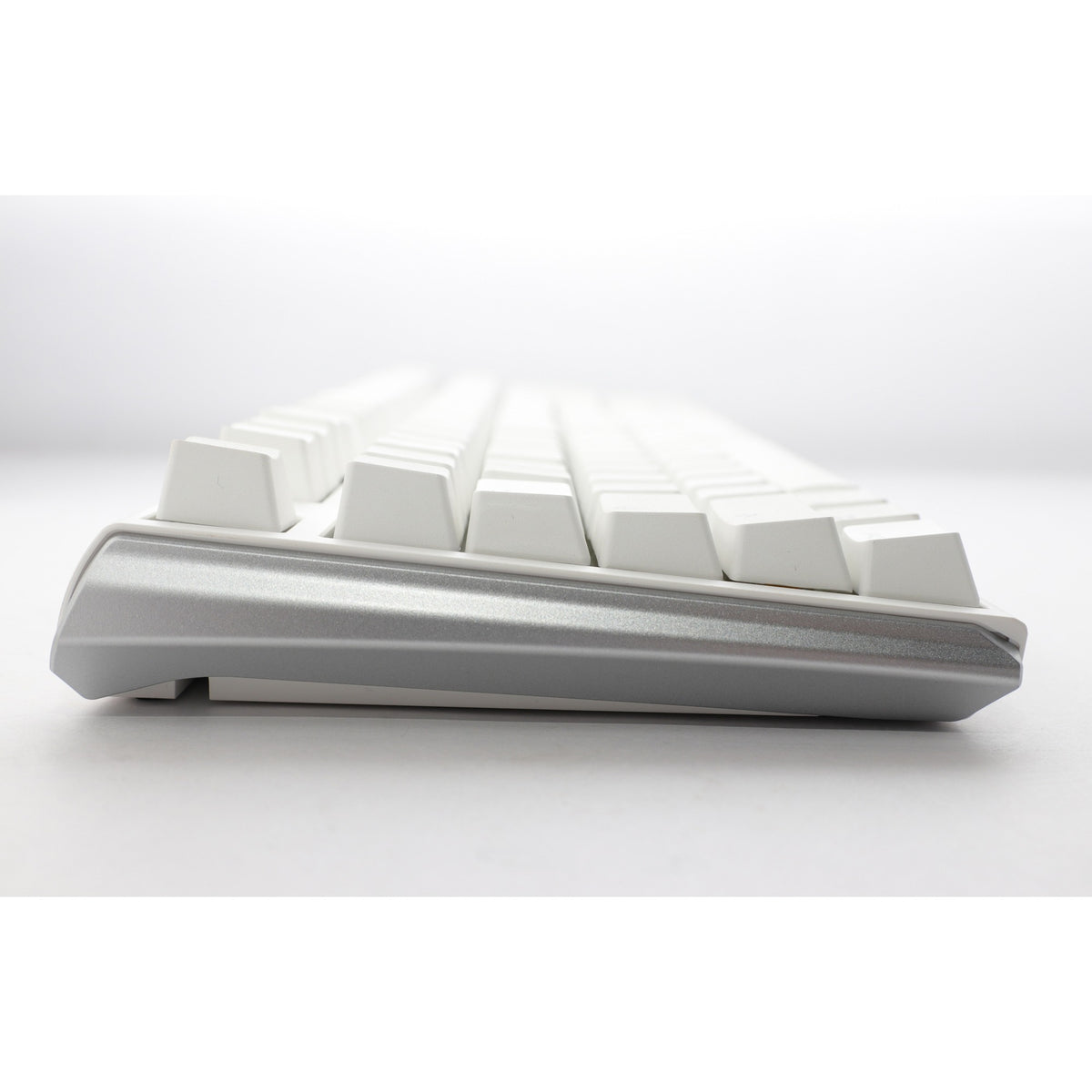 Ducky one 3 classica tastiera meccanica tkl rgb bianca pura (bianca, layout us (qwerty), cherry mx silent red, 80% (tkl), LED rgb, double-shot pbt, hot-swapable, meccanica quack)