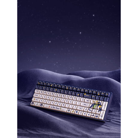 Tastiera da gioco meccanica Iqunix F97 Starry Tryst RGB (blu scuro, layout USA (QWERTY), rosa silenziosa Iqunix, 96%, LED RGB, sostituibile a caldo, PBT, 2,4 GHz | Bluetooth 5.1 | USB-C)