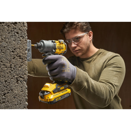 Avvitatore a percussione brushless Stanley fatmax v20 18v (giallo nero, batteria e caricabatterie non inclusi)