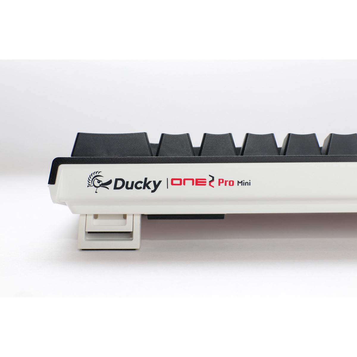 Tastiera da gioco meccanica Ducky One 2 Pro Mini Classic RGB (nera, layout USA (qwerty), Cherry MX Silent Red, 60%, LED RGB, double-shot PBT, meccanica Quack)