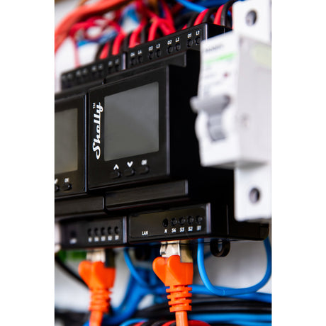 Relè Shelly pro 16:00 (4 canali, WiFi, LAN, Bluetooth)