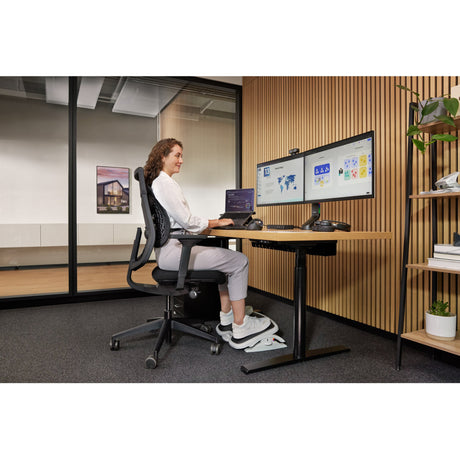 Tastiera ricaricabile Kensington pro fit ergo kb675 eq tkl (nera, layout eu (qwerty), membrana, 80% (tkl), bluetooth, 2,4 ghz)
