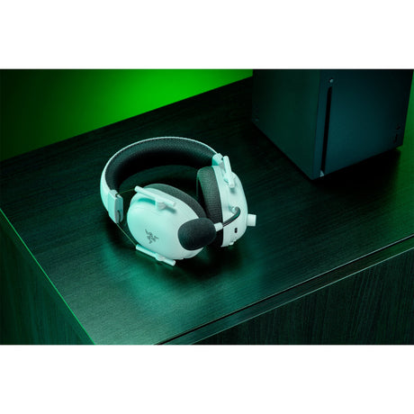 Cuffie da gioco over-ear Razer Blackshark V2 Pro per Xbox (Bianco, PC, Xbox Series X|S, Xbox One, PS4)