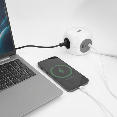 Act connettività cubo multipresa act con 3 prese, erogazione di potenza da 30 W, porte USB-C A, lunghezza cavo 1,5 m AC2425