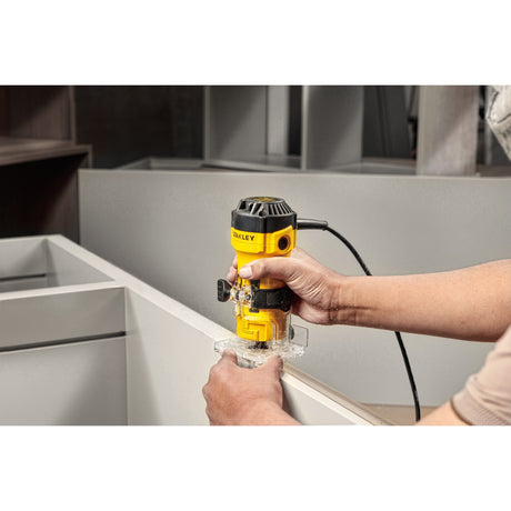 Fresatrice per coste Stanley 550w (gialla nera)