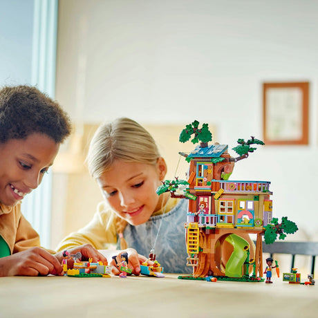 Lego Friends casa sull'albero per gli amici - 42652