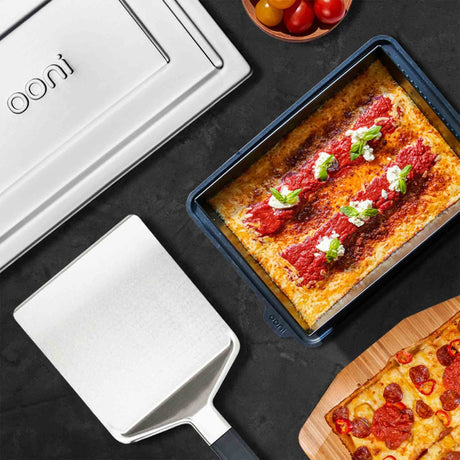 Posate per griglia con spatola per pizza Ooni Pan (nero argento)
