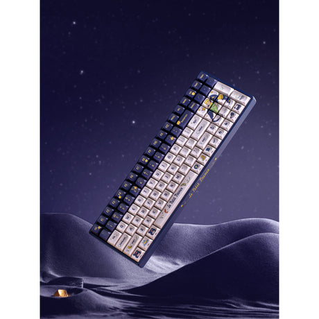 Tastiera da gioco meccanica Iqunix F97 Starry Tryst RGB (blu scuro, layout USA (QWERTY), Iqunix Little Prince, 96%, LED RGB, sostituibile a caldo, PBT, 2,4 GHz | Bluetooth 5.1 | USB-C)