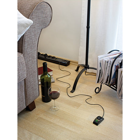 Brennerstuhl Primera-Tec Comfort Switch Plus 19.500 A Multipresa con protezione da sovratensione 7 vie nero 2 m H05VV-F 3G1,5 2 permanenti, 5 commutabili