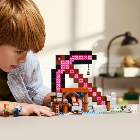 Lego Minecraft il kit di costruzione della miniera del piccone per bambini - 21277