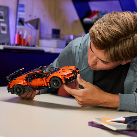 Lego Technic 42222 Bugatti Chiron Pur Hypercar Sportiva